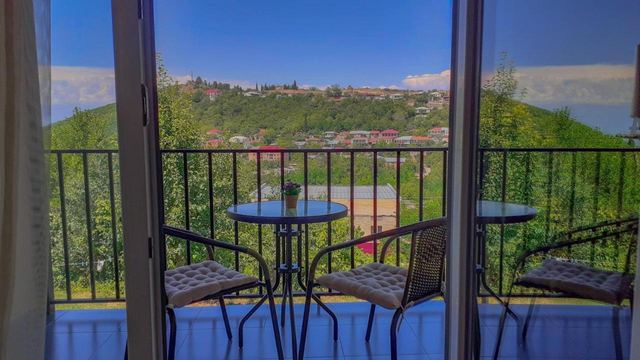 Guest House Maradona Sighnaghi Ngoại thất bức ảnh
