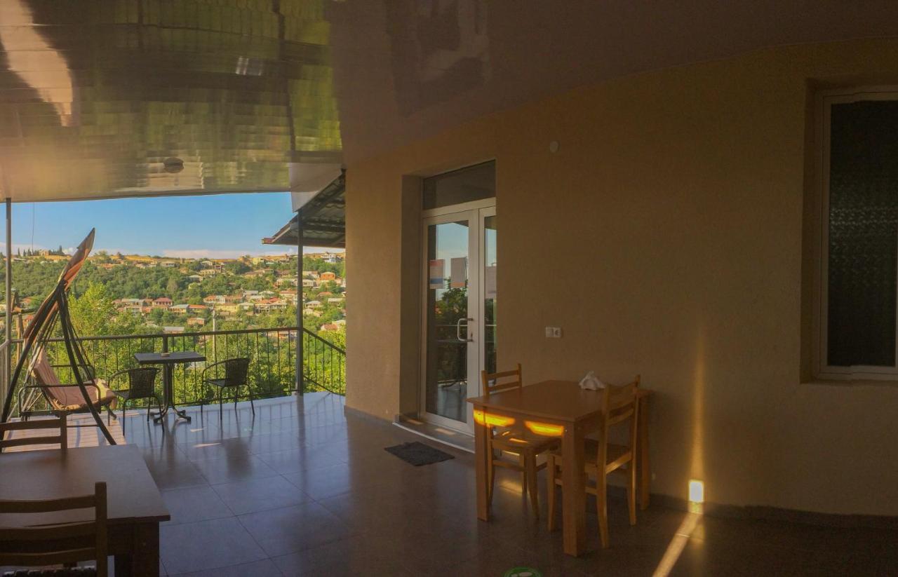 Guest House Maradona Sighnaghi Ngoại thất bức ảnh