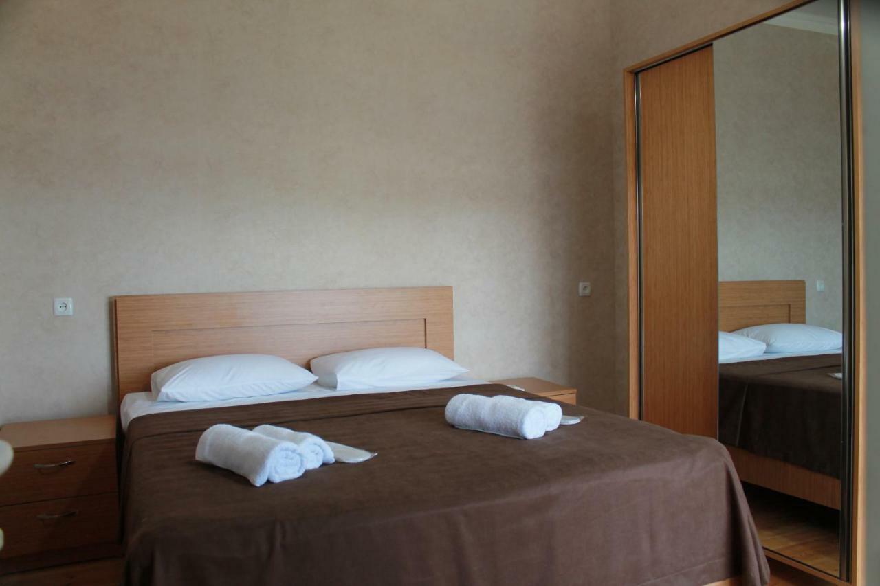 Guest House Maradona Sighnaghi Ngoại thất bức ảnh