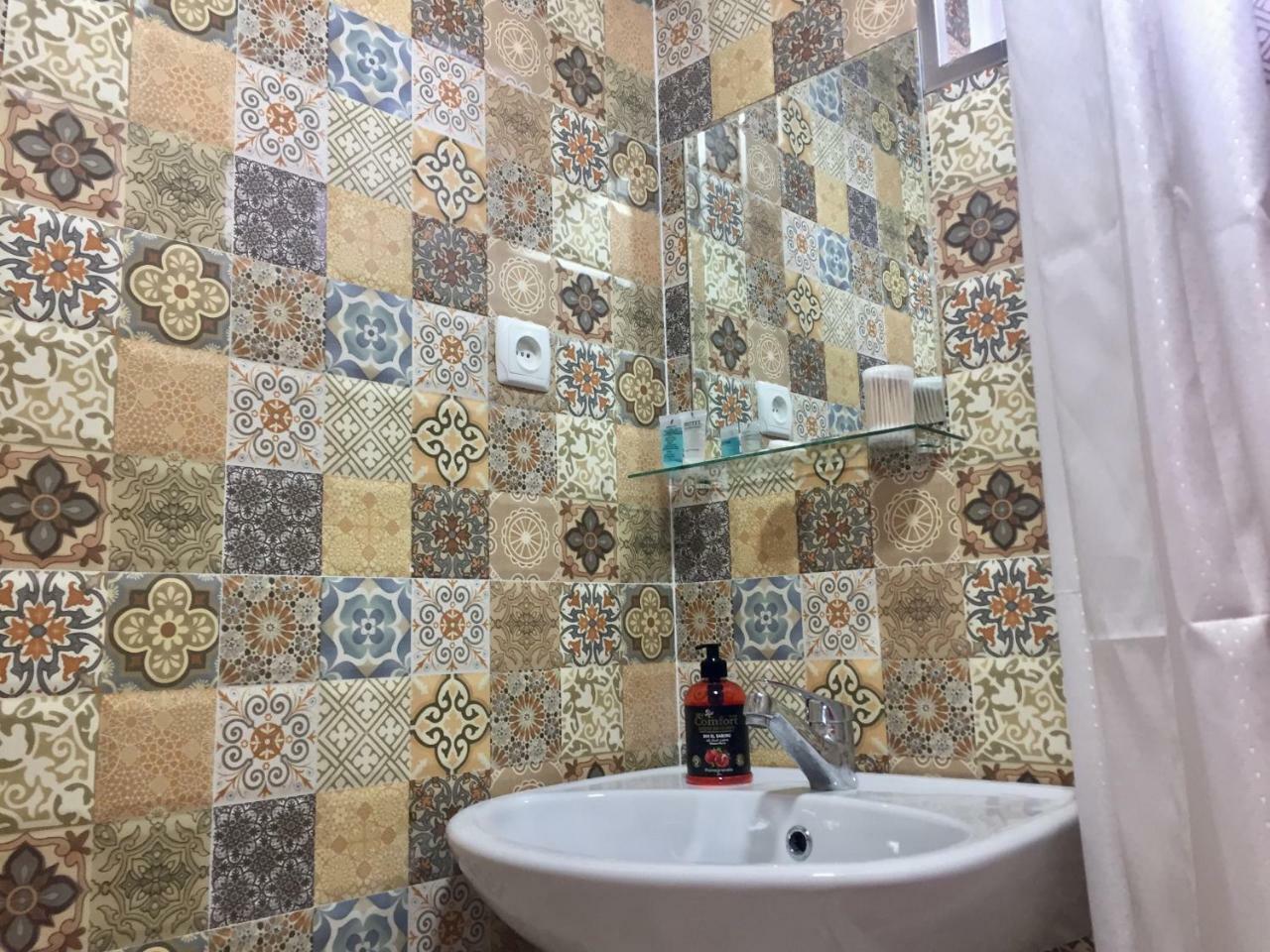 Guest House Maradona Sighnaghi Ngoại thất bức ảnh
