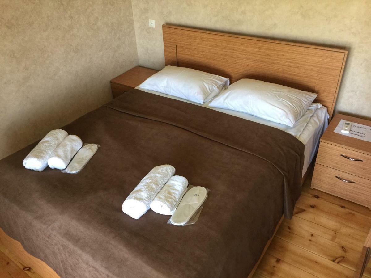 Guest House Maradona Sighnaghi Ngoại thất bức ảnh