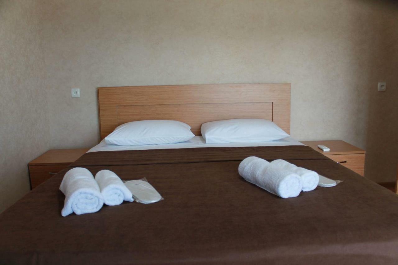 Guest House Maradona Sighnaghi Ngoại thất bức ảnh